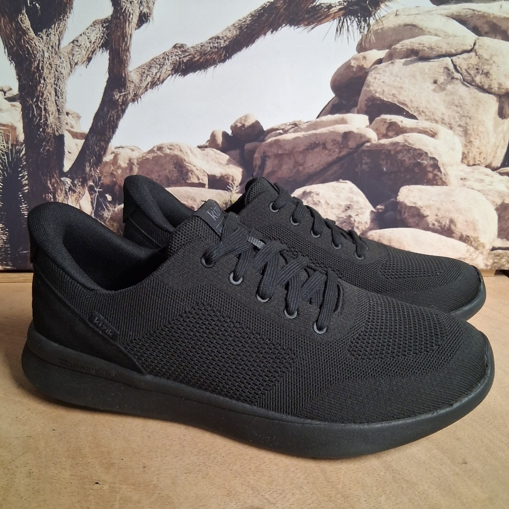 Kizik Lima Hands-Free Sneakers Mens 11 W wide Triple Black Knit Shoes Slip On